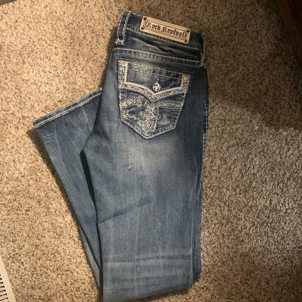 Rock Revival size 29 straight leg. In good condition.